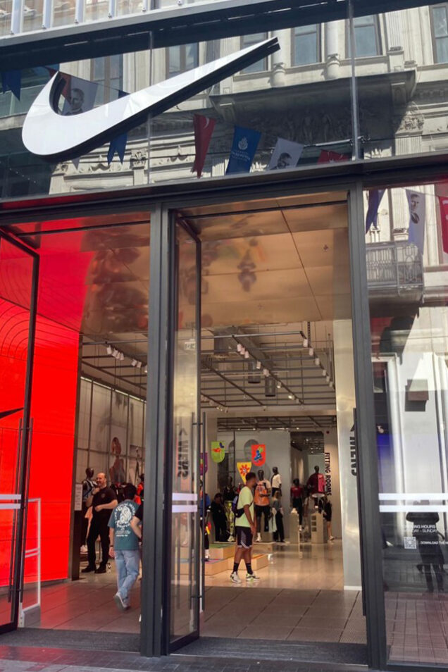 Nike — İstanbul, Taksim